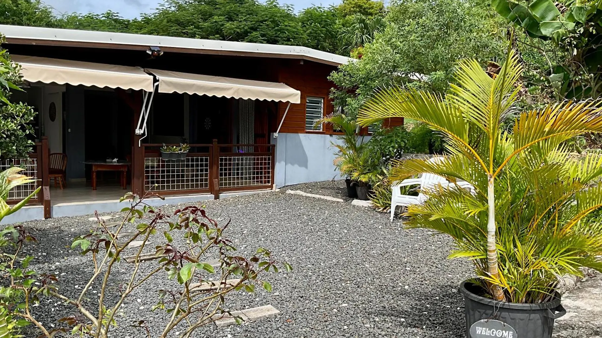 Holiday home Lauxilliadora Kreol Lodge - Bord De Mer - Piscine Et Jacuzzi Sainte-Anne